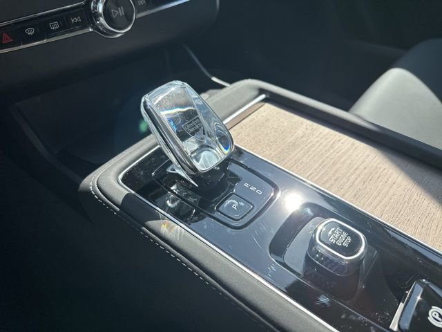 New 2026 Volvo XC90 B6 Plus w/ Protection Package image 15