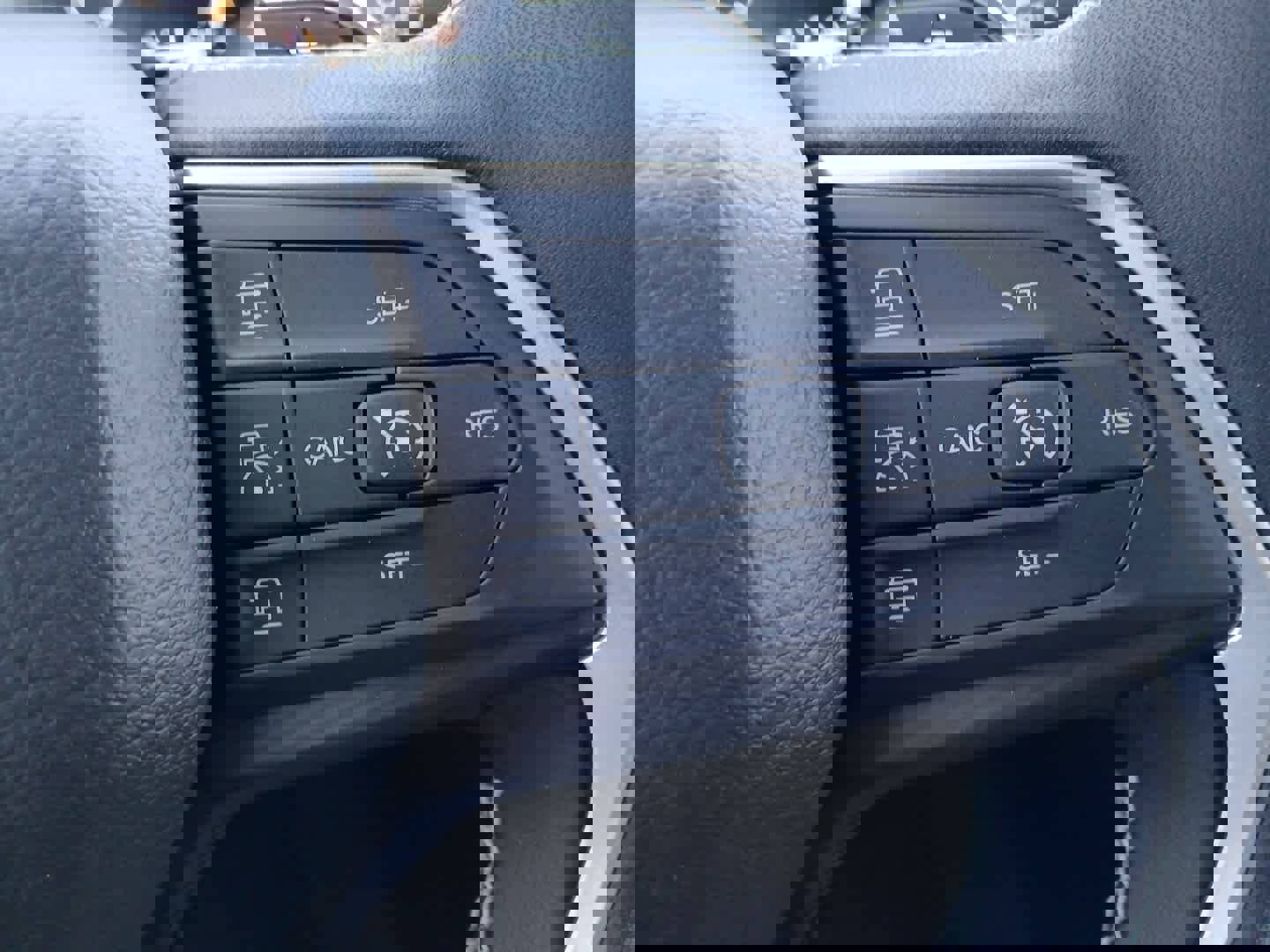 New 2025 Jeep Grand Cherokee L Laredo w/ Luxury Tech Group I image 26