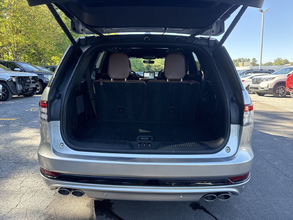 Used 2020 Lincoln Aviator Grand Touring w/ Equipment Group 301A AWD/4WD image 20
