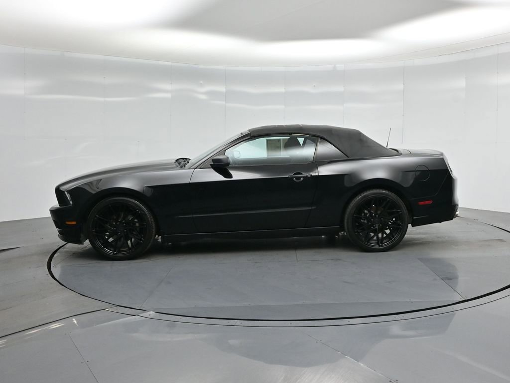 Used 2014 Ford Mustang Convertible w/ Equipment Group 102A image 24