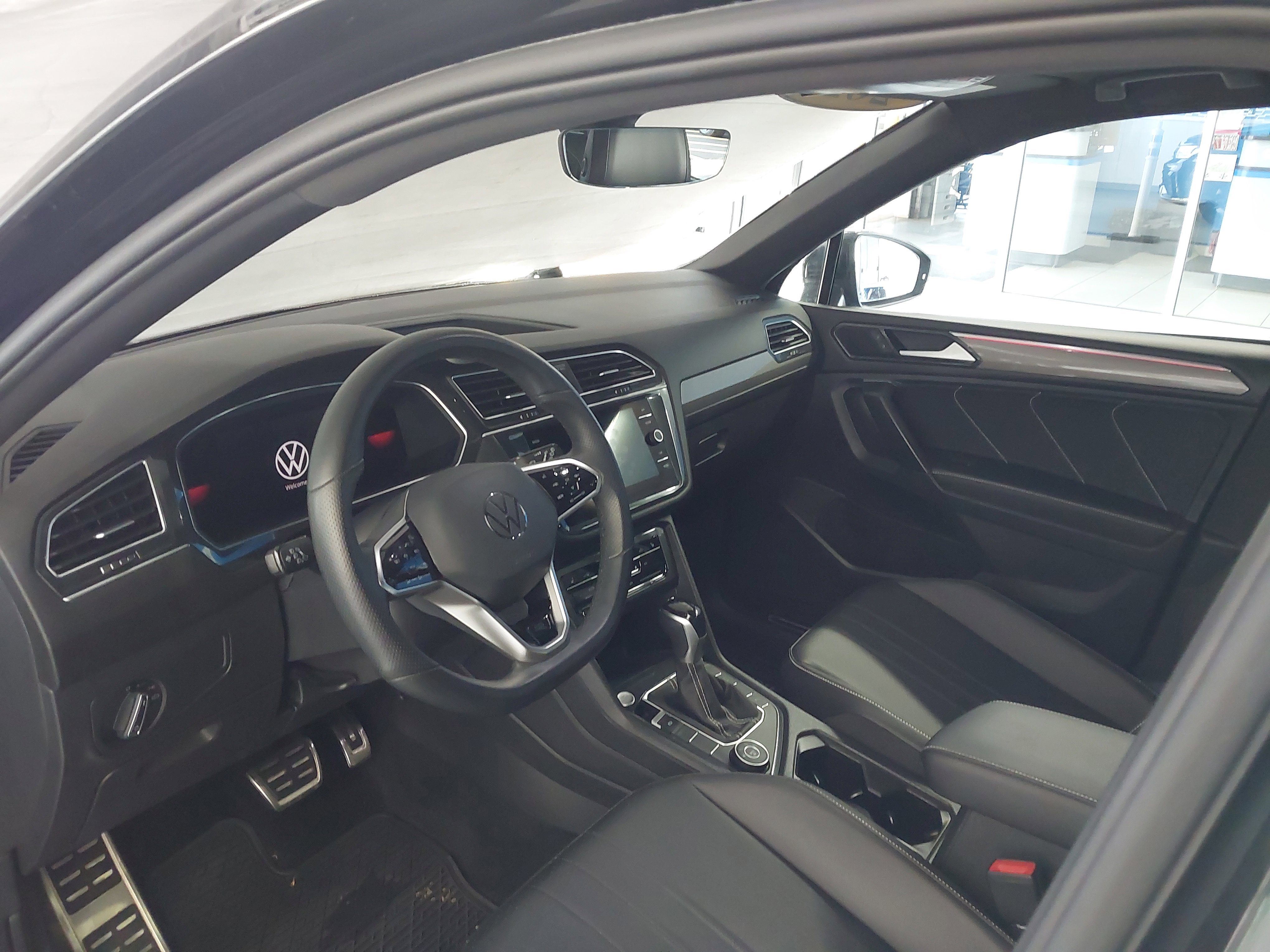 Used 2022 Volkswagen Tiguan SE R-Line AWD/4WD video 2