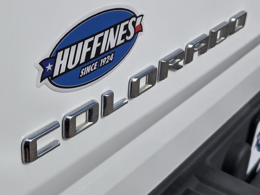 Used 2022 Chevrolet Colorado LT w/ Fleet Safety Package RWD image 10