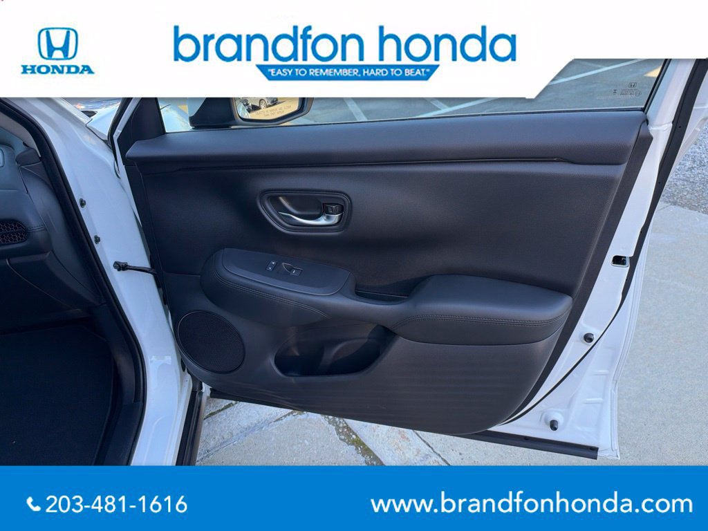 Used 2024 Honda HR-V LX image 8