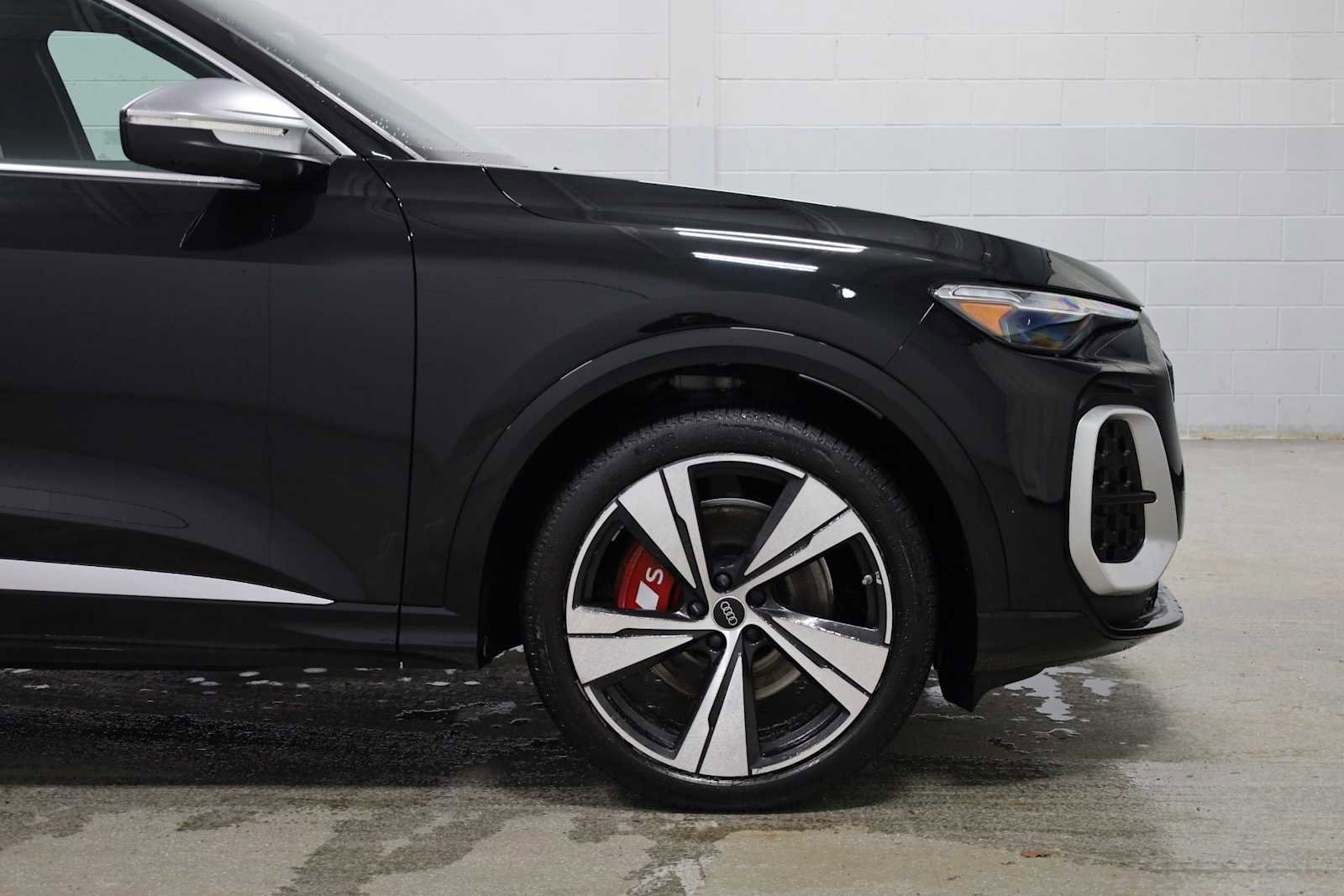 Certified 2025 Audi SQ5 Premium Plus w/ Premium Plus Package image 11