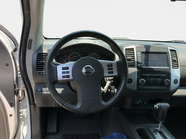 Used 2019 Nissan Frontier SV AWD/4WD image 14