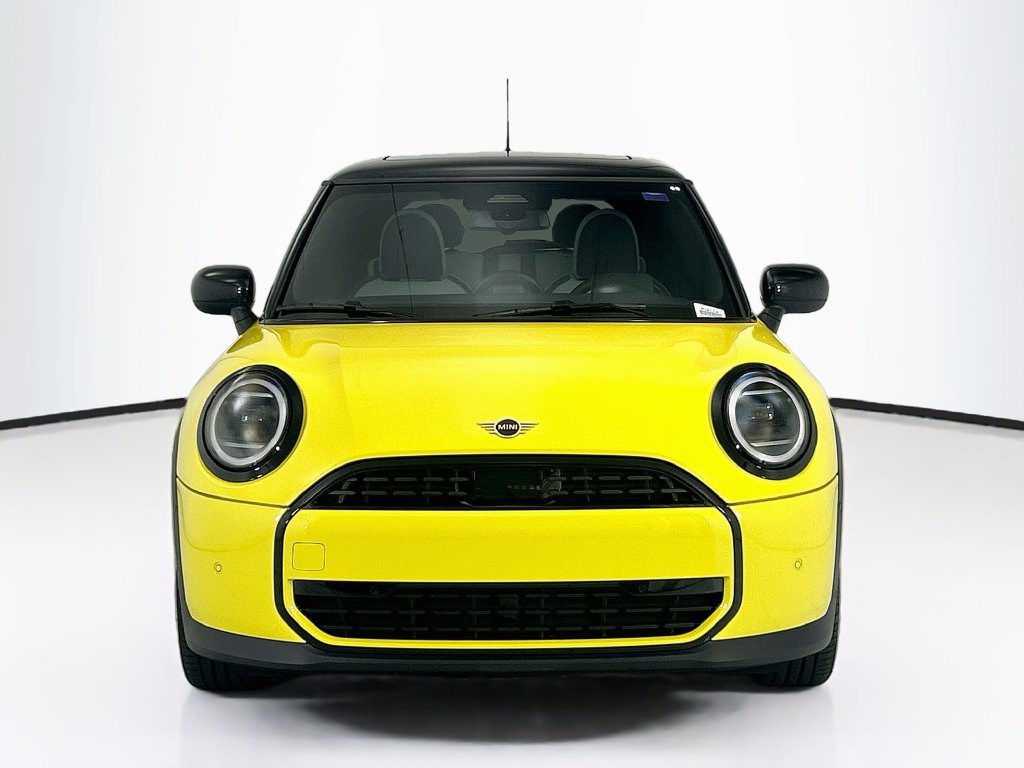 New 2027 MINI Cooper 2-Door Hardtop FWD image 2