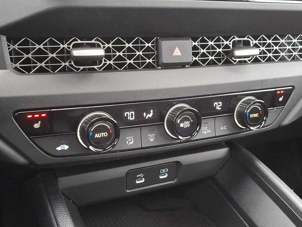 Used 2023 Honda Accord EX image 16