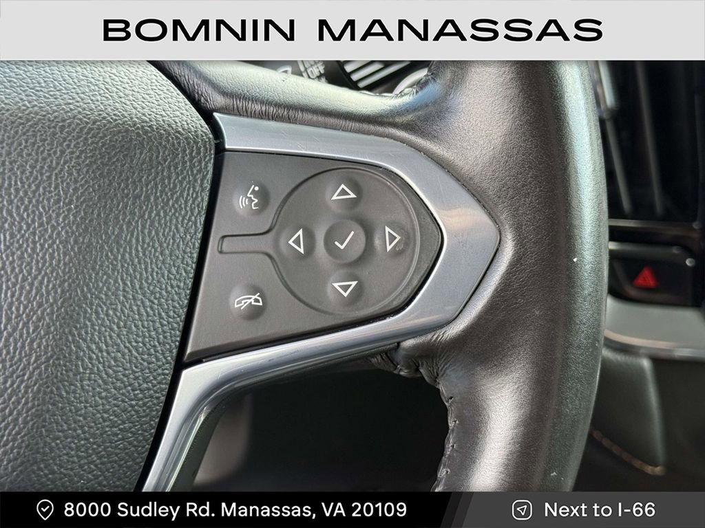 Used 2021 Chevrolet Traverse LT image 22