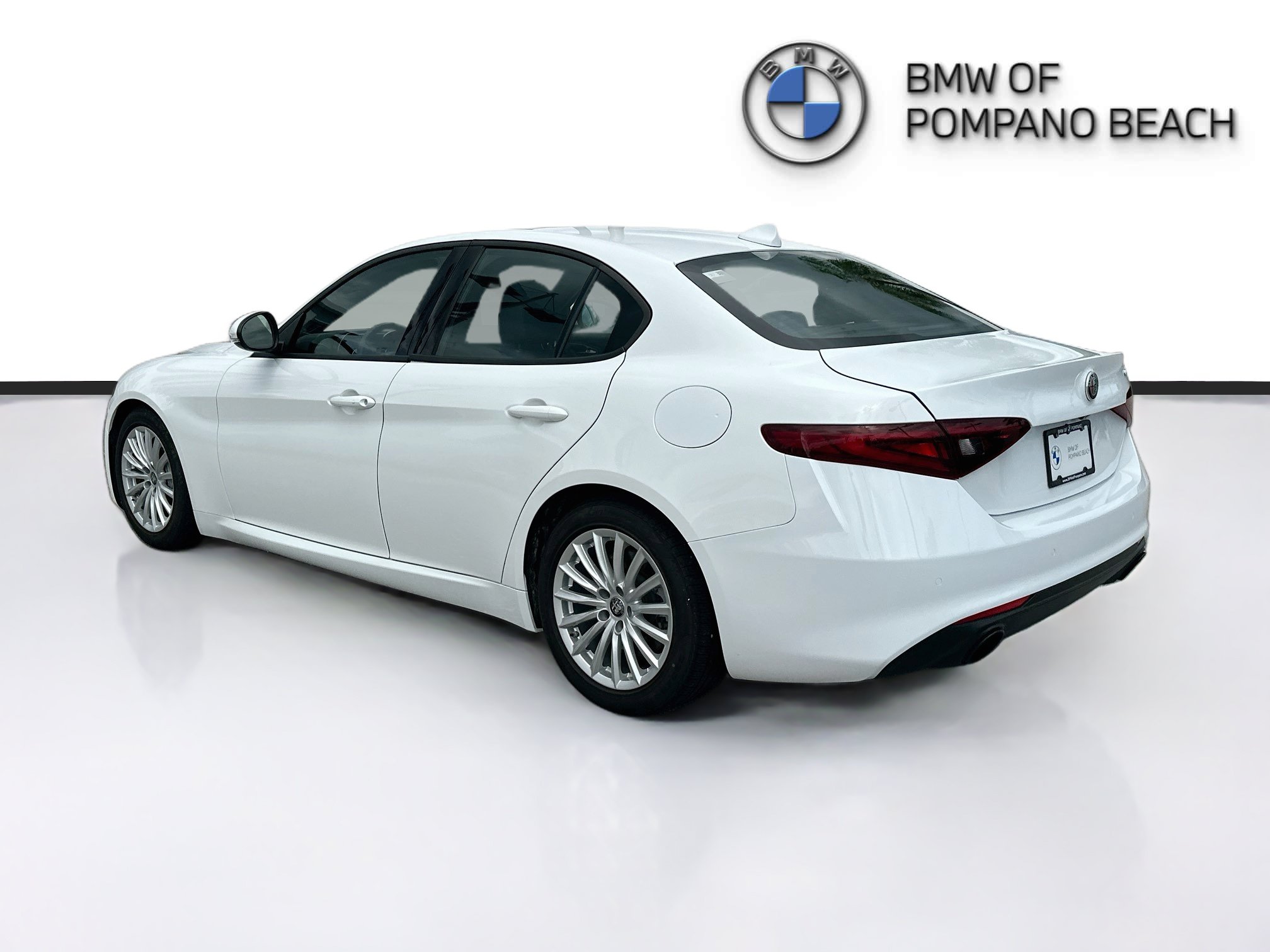 Used 2023 Alfa Romeo Giulia Sprint RWD image 5