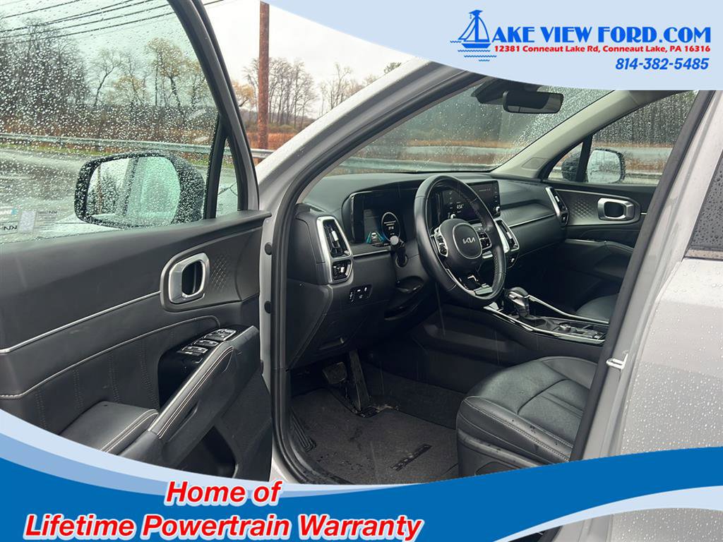 Used 2023 Kia Sorento SX image 16