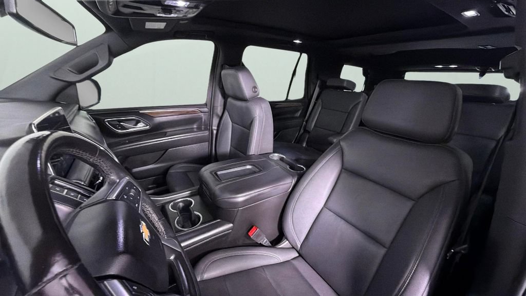 Certified 2022 Chevrolet Tahoe LT w/ Luxury Package AWD/4WD image 21