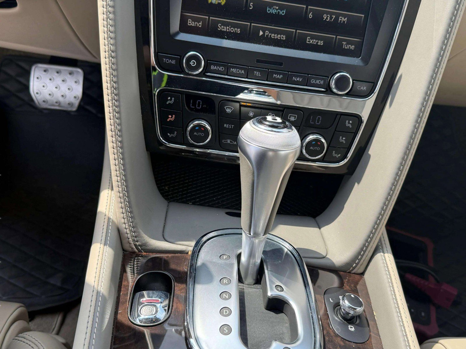 Used 2014 Bentley Continental GT image 15