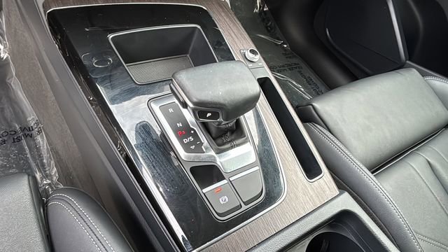 Used 2024 Audi Q5 2.0T Premium w/ Convenience Package image 30