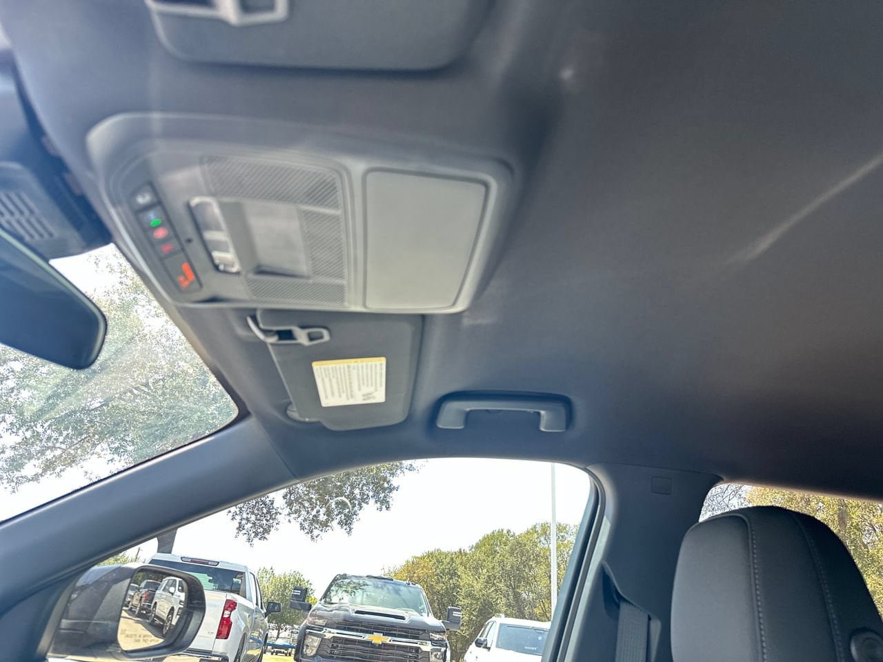 New 2027 Chevrolet Equinox LT FWD image 22