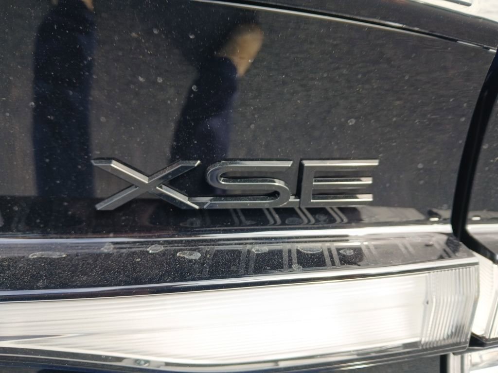 New 2026 Toyota Prius Plug-In Hybrid image 10