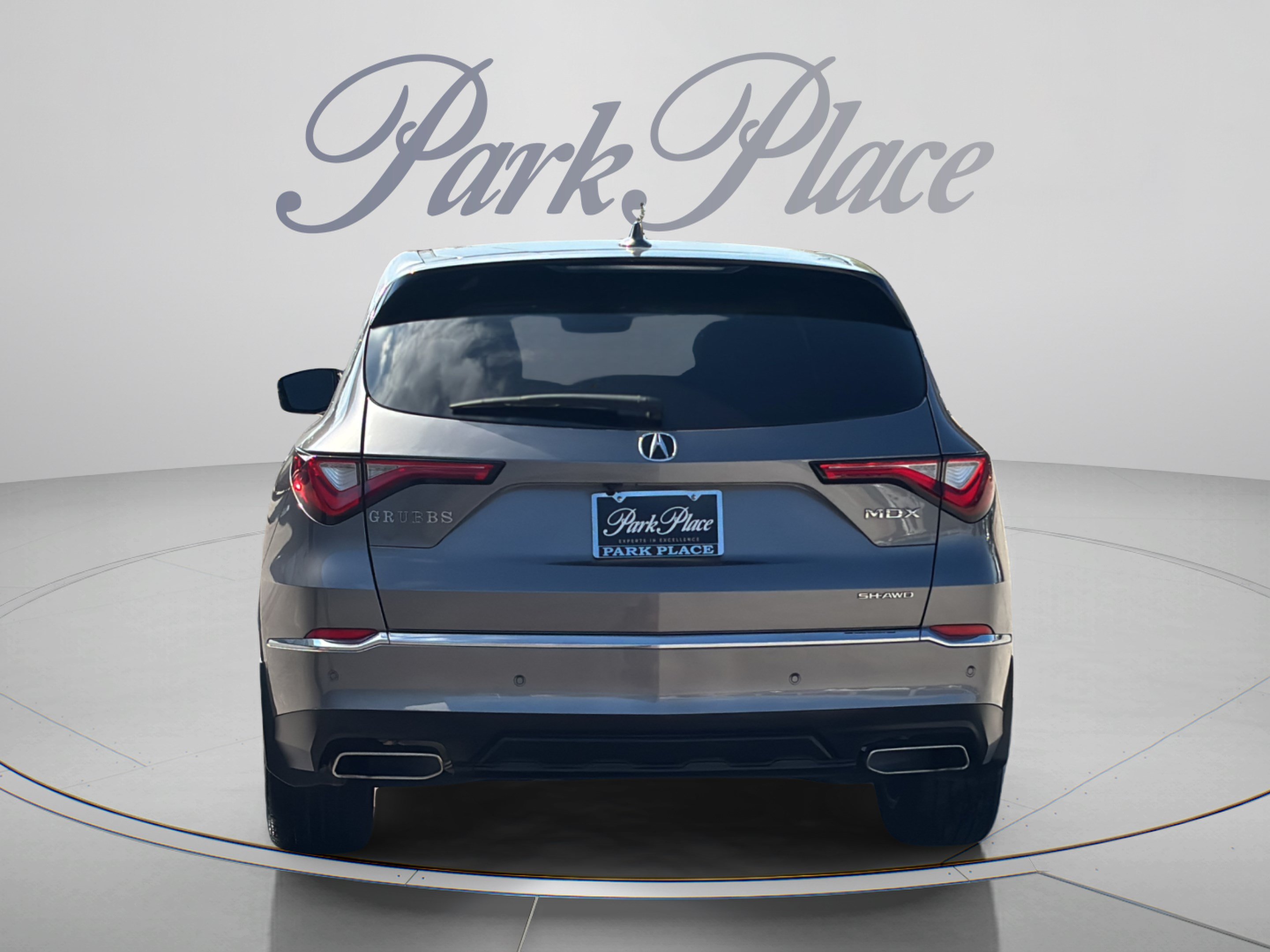 Used 2023 Acura MDX w/ Technology Package AWD/4WD image 4