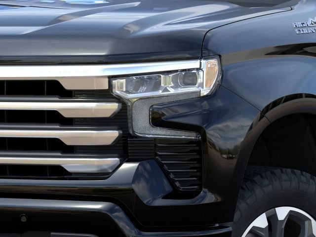 New 2026 Chevrolet Silverado 1500 High Country w/ Z71 Off-Road Package AWD/4WD image 10