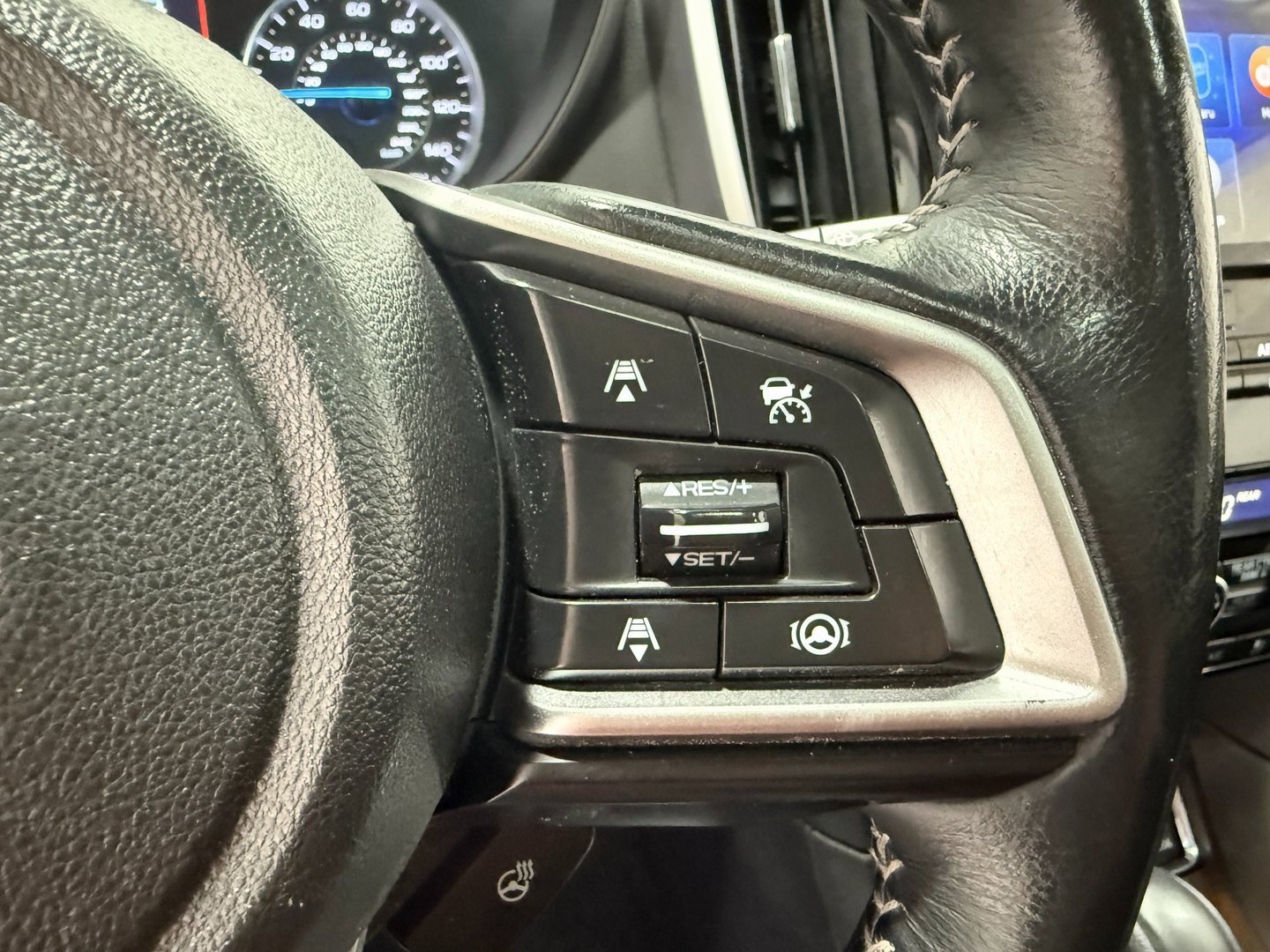 Used 2022 Subaru Ascent Touring w/ Popular Package #2A image 23