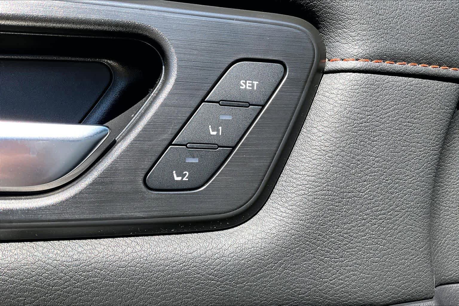 New 2026 Nissan Armada PRO-4X AWD/4WD image 13