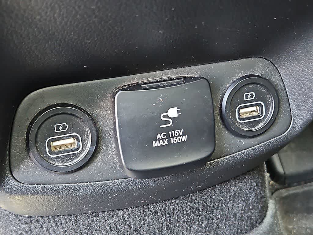Used 2021 Hyundai Santa Fe Limited w/ Cargo Package FWD image 28