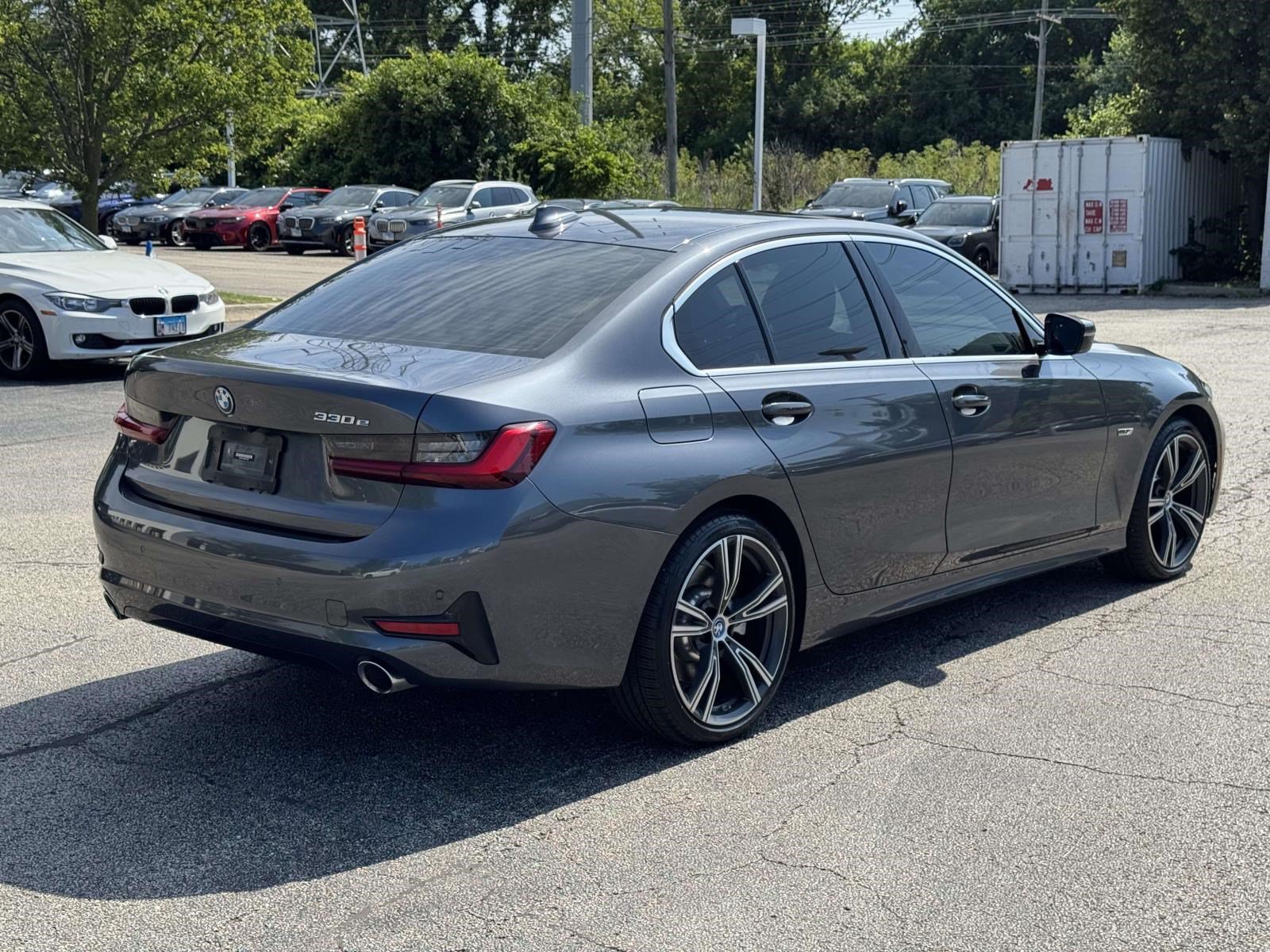 Used 2022 BMW 330e w/ Convenience Package RWD image 5