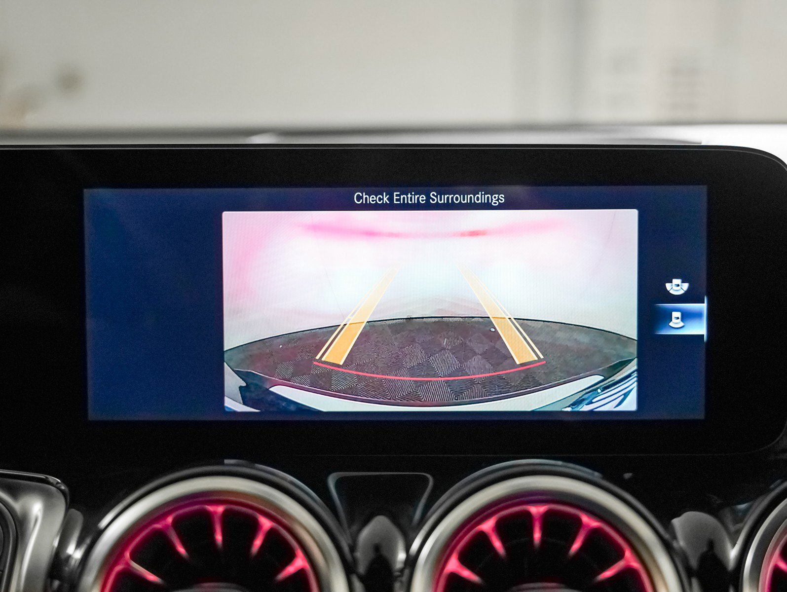 Certified 2022 Mercedes-Benz GLB 250 image 18