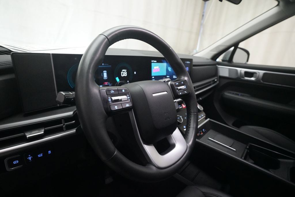 Used 2025 Hyundai Santa Fe SEL AWD/4WD image 8
