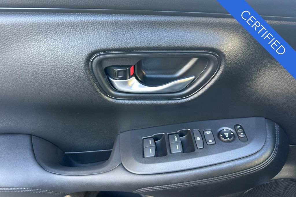 Certified 2025 Honda HR-V LX image 11