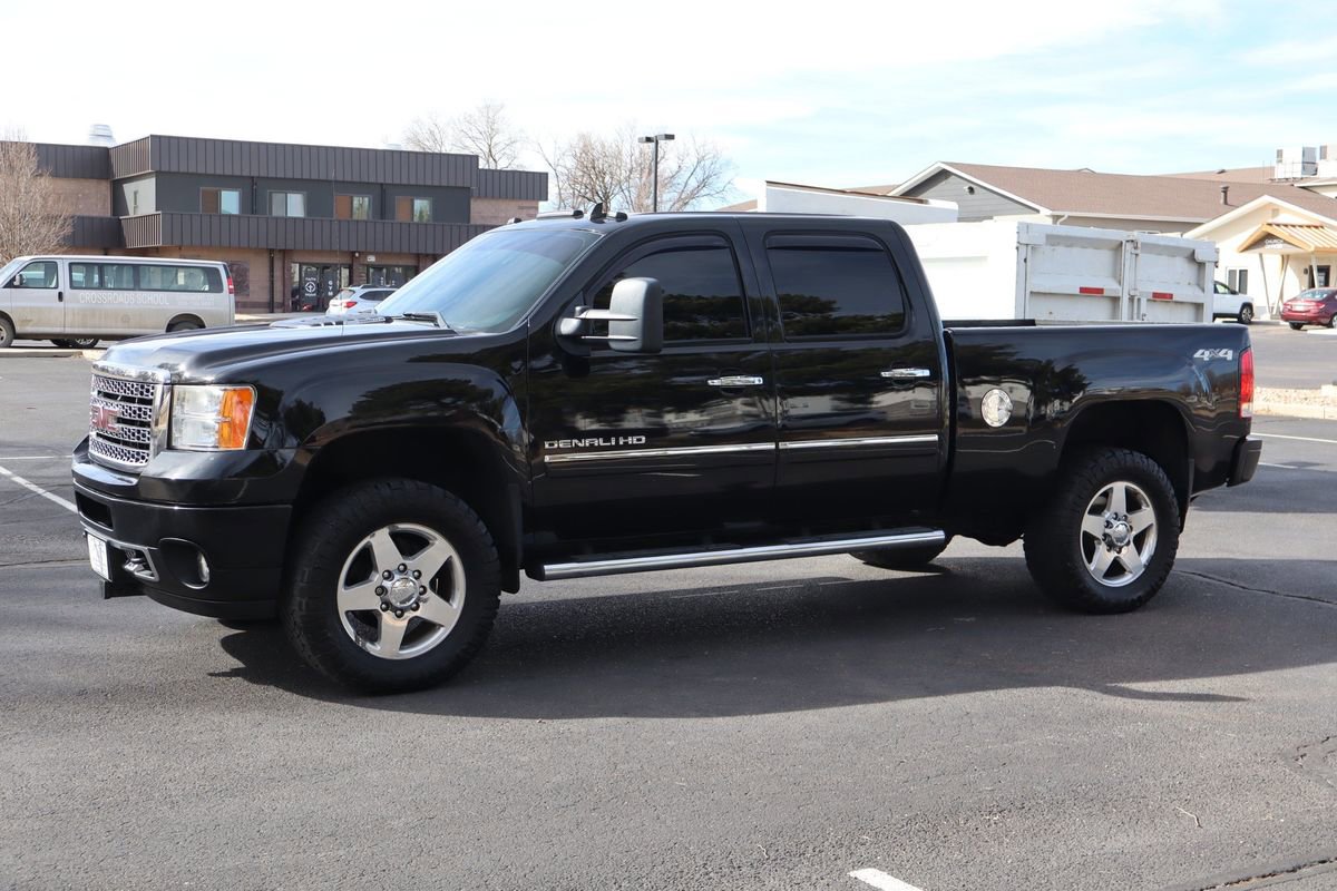 Used 2014 GMC Sierra 2500 Denali image 10