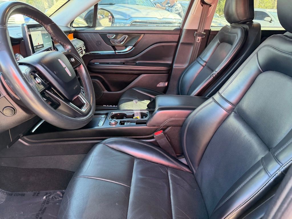 Used 2022 Lincoln Corsair Reserve w/ Sport Package image 18