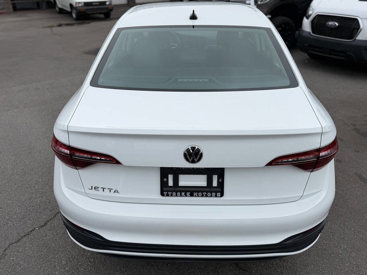 Used 2023 Volkswagen Jetta S image 31