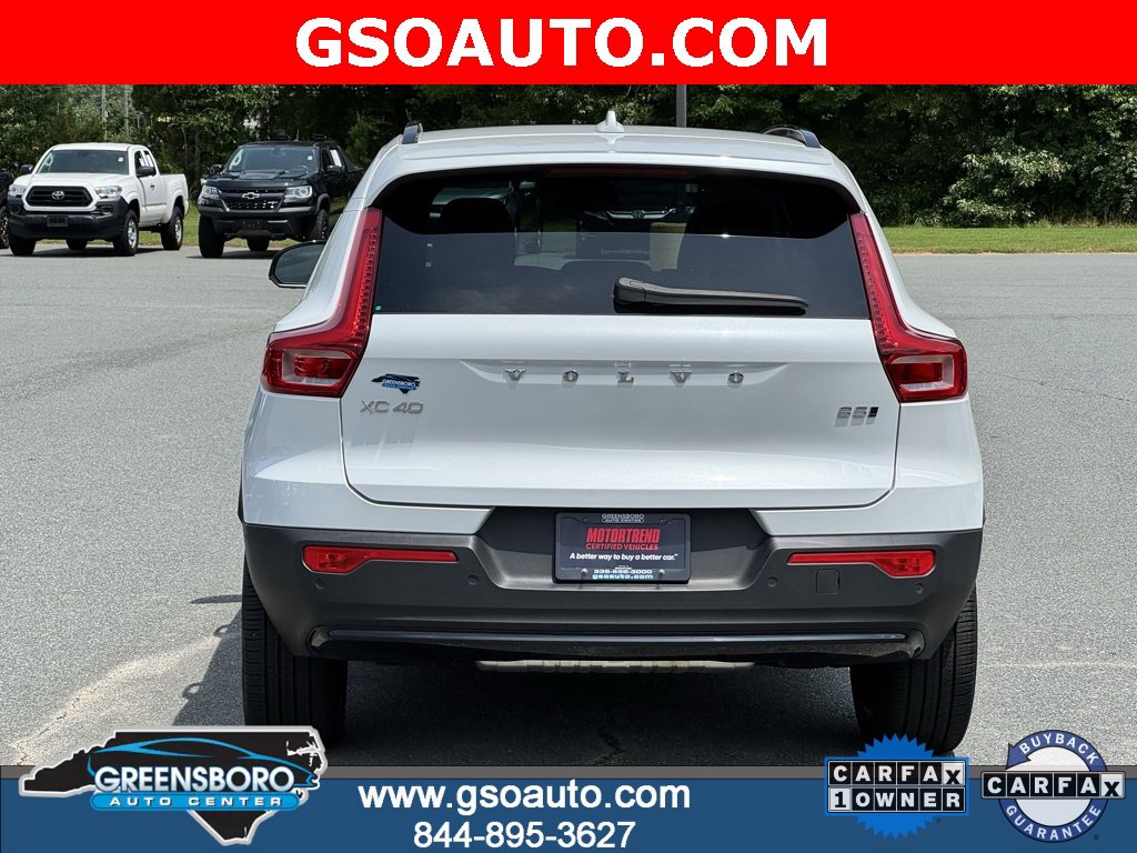 Used 2024 Volvo XC40 B5 Plus w/ Protection Package Premier image 6