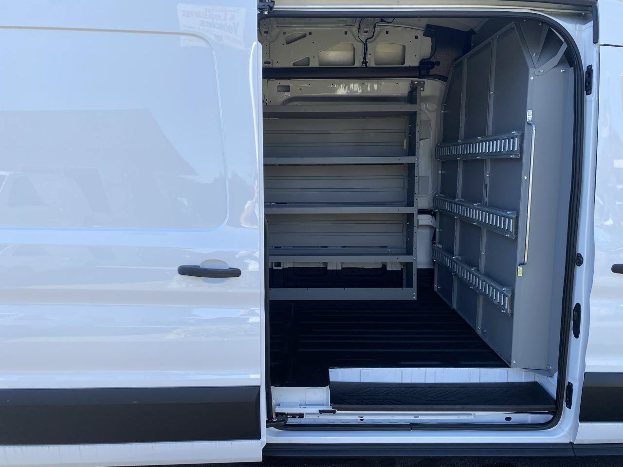 Used 2023 Ford Transit 250 148 High Roof RWD image 5