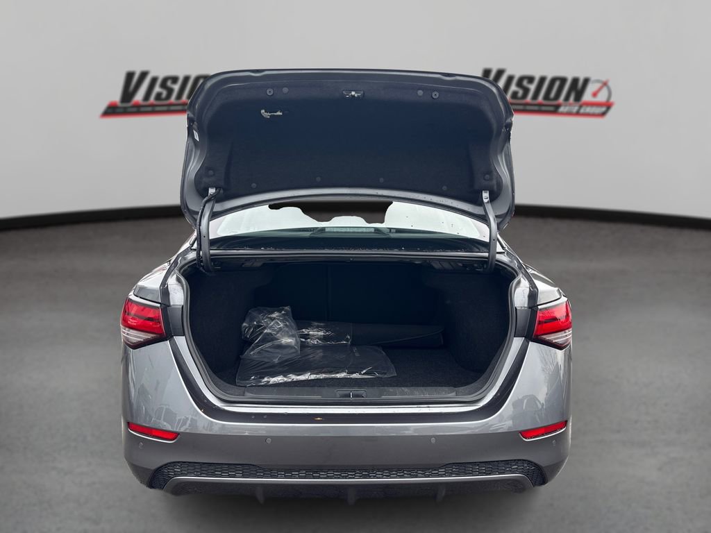 Used 2025 Nissan Sentra S image 11