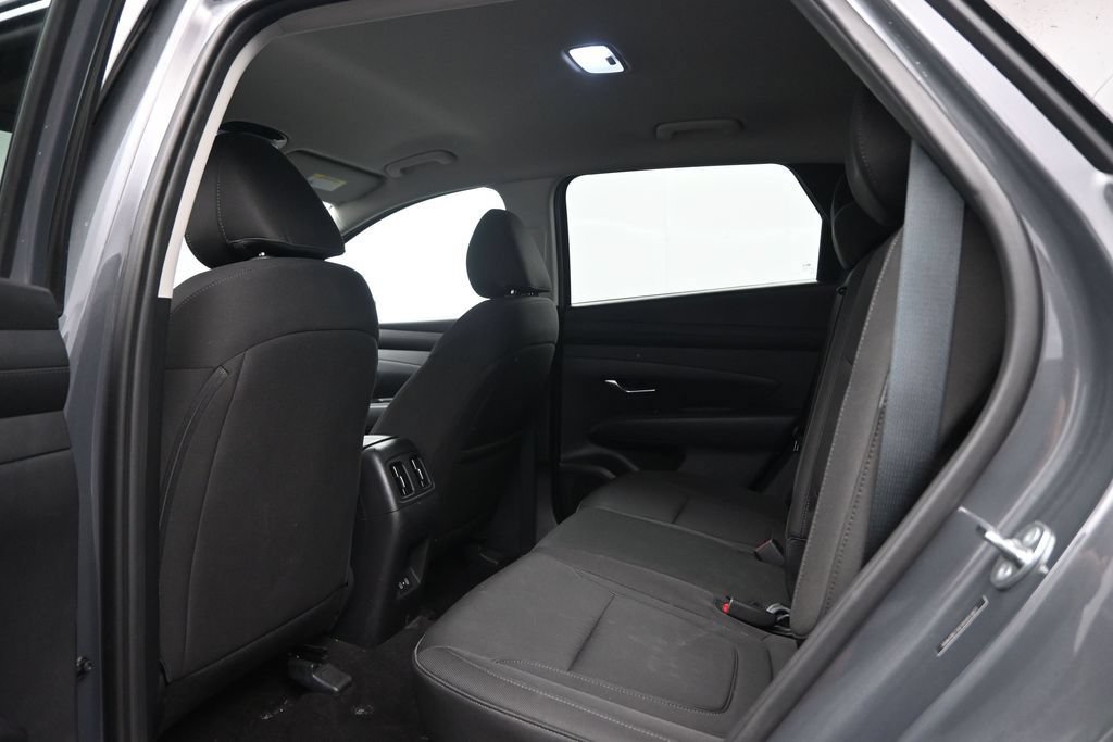 Used 2025 Hyundai Tucson SEL AWD/4WD image 23