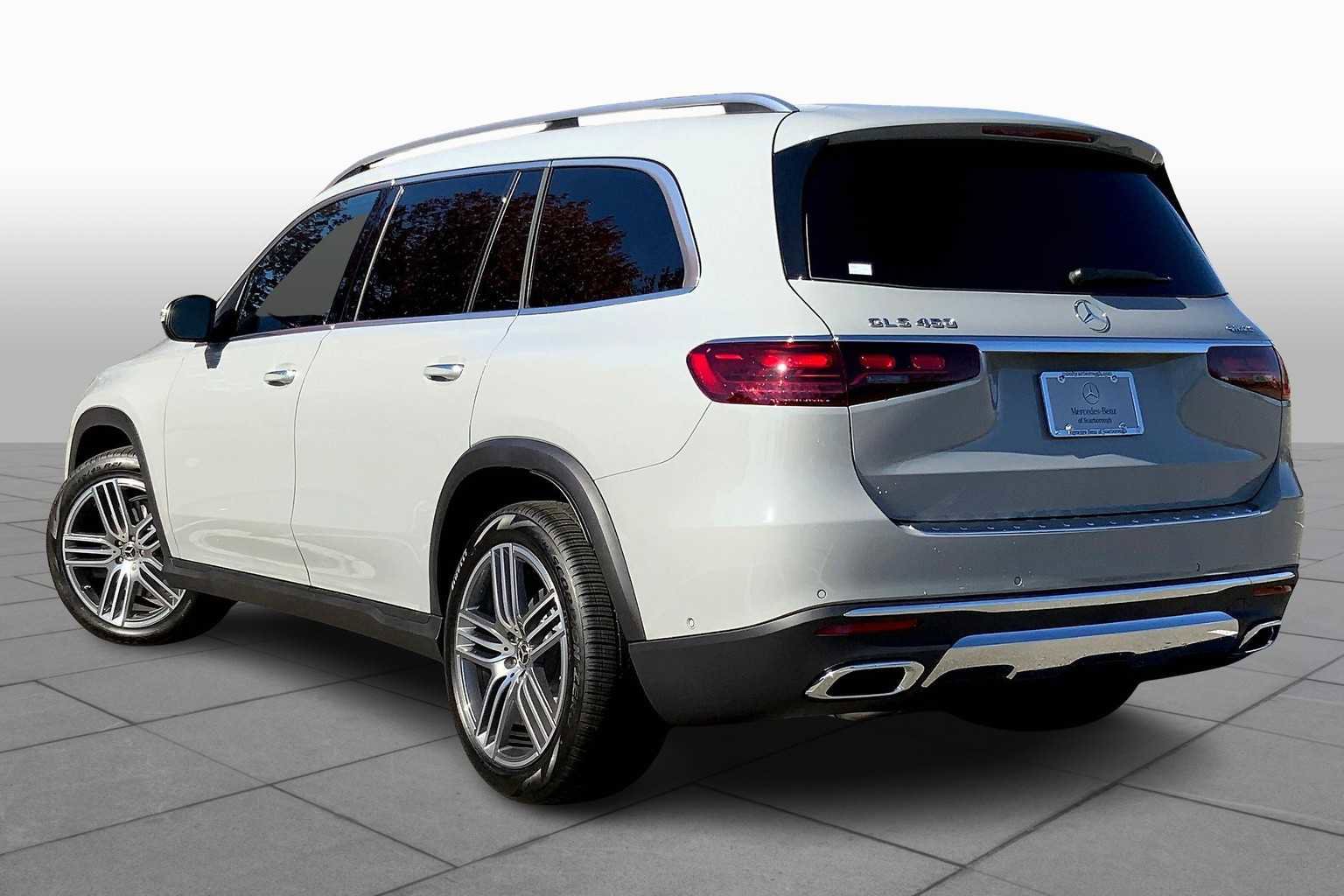 New 2026 Mercedes-Benz GLS 450 4MATIC image 16