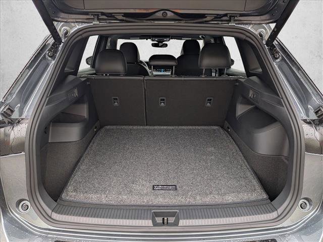 New 2026 Volkswagen Tiguan SE R-Line image 6