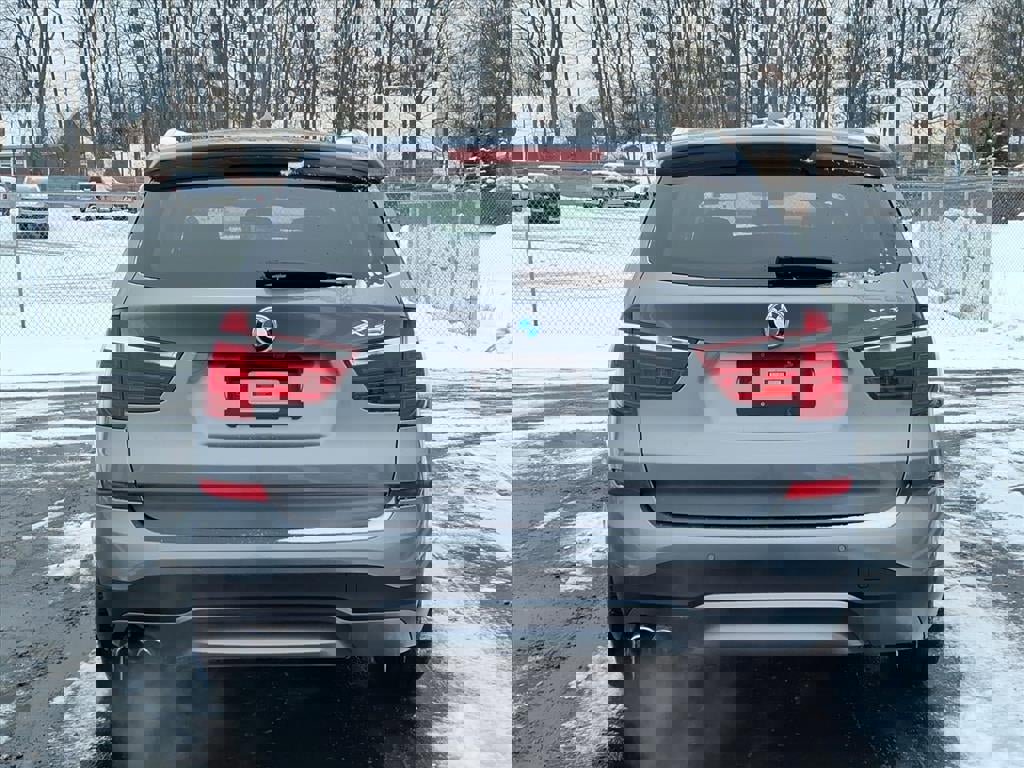 Used 2016 BMW X3 xDrive28i image 6