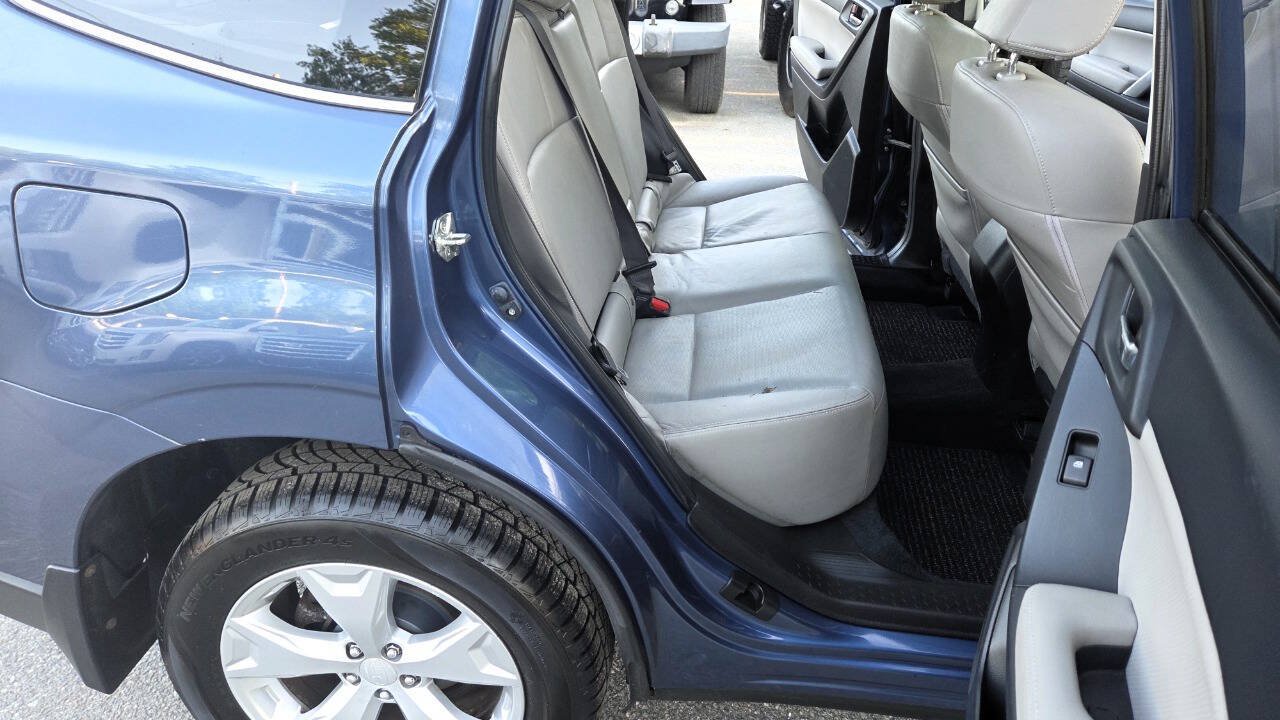 Used 2014 Subaru Forester 2.5i Limited AWD/4WD image 40