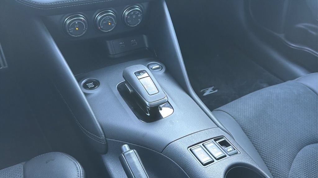 Used 2024 Nissan Z Performance w/ Floor Mat Package RWD image 23