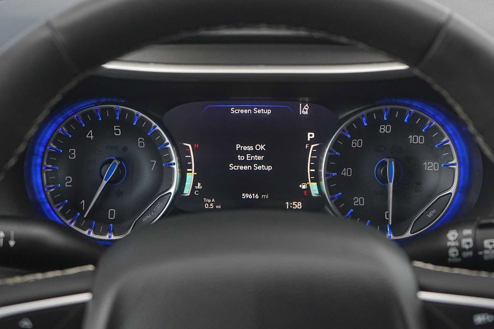Used 2024 Chrysler Pacifica Touring-L FWD image 22