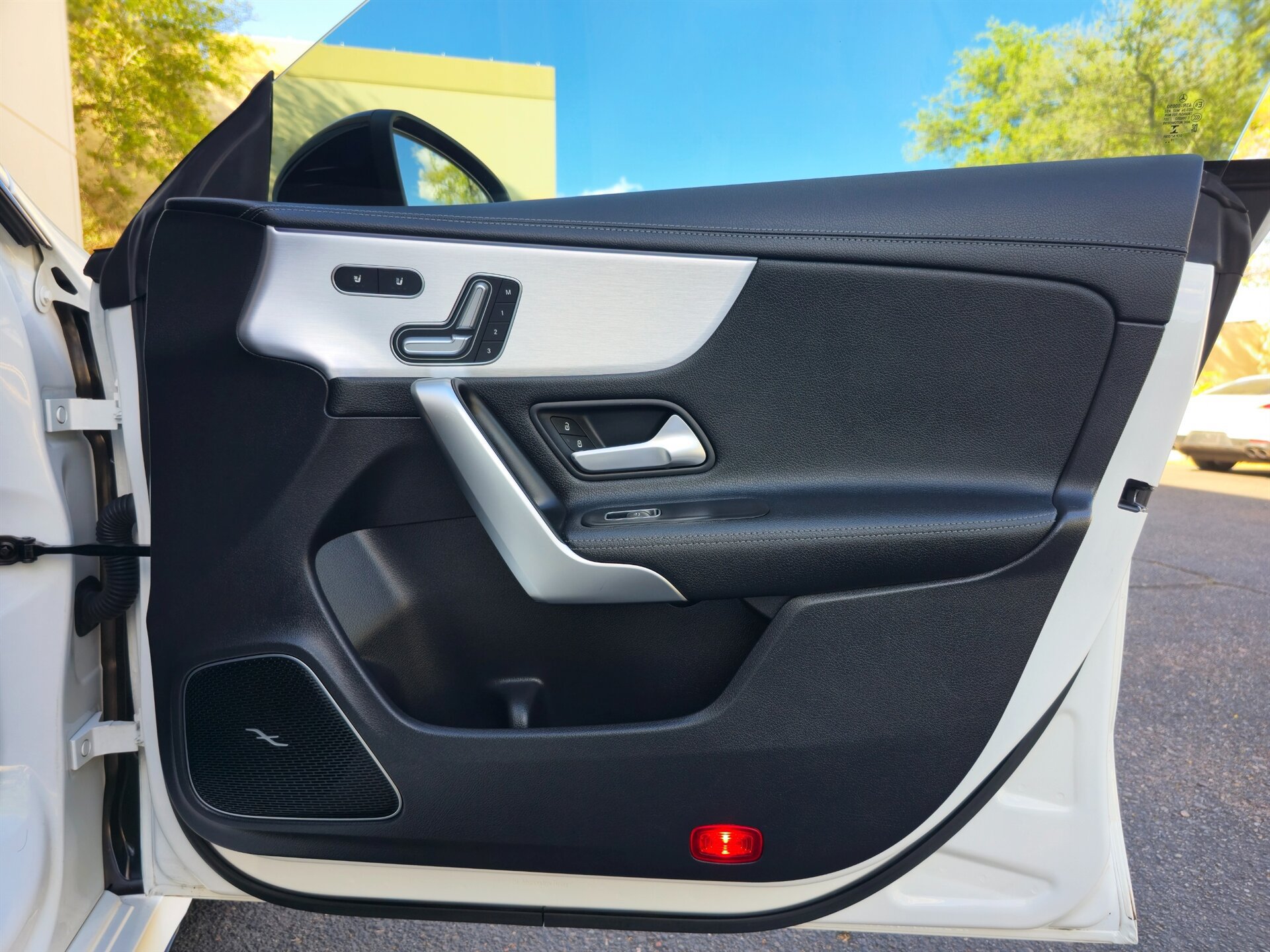 Used 2020 Mercedes-Benz CLA 35 AMG 4MATIC image 23