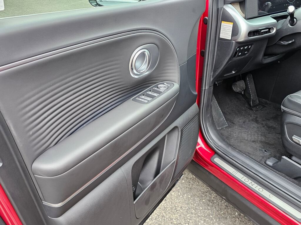 New 2026 Hyundai Ioniq 9 SEL image 17