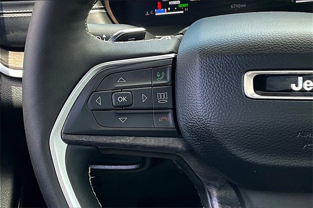 Used 2025 Jeep Grand Cherokee Limited 4xe image 20