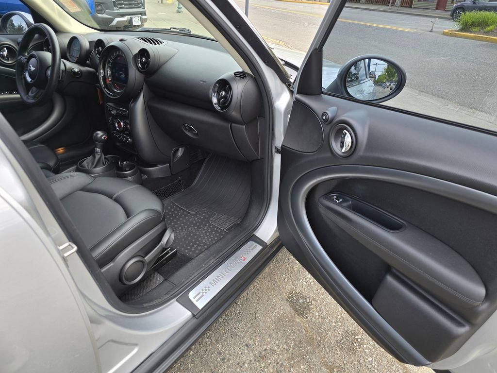 Used 2016 MINI Cooper Countryman S FWD image 13
