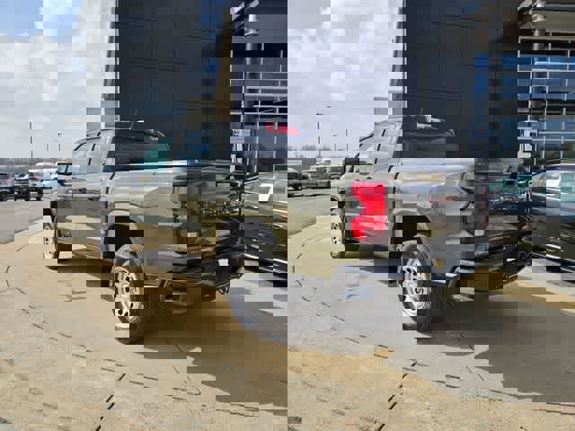 Used 2023 Chevrolet Colorado W/T image 6