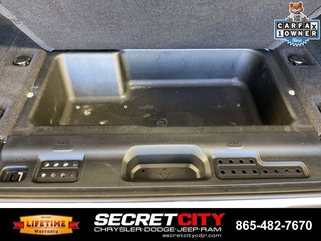 Used 2024 Jeep Wrangler Unlimited AWD/4WD image 31