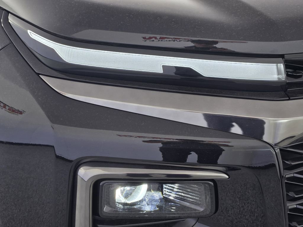 New 2026 Chevrolet Traverse Z71 w/ Enhanced Driving Package image 12