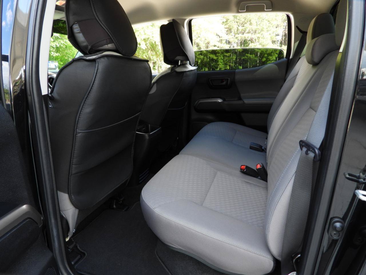 Used 2022 Toyota Tacoma SR5 RWD image 52
