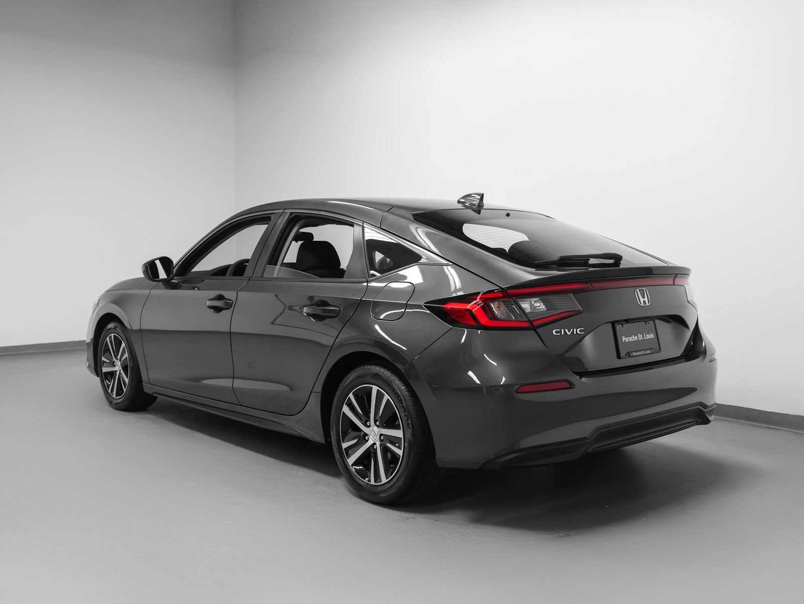 Used 2024 Honda Civic LX image 3